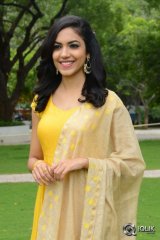 Ritu Varma At Pelli Chupulu Movie Abhinandhana Sabha